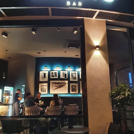 Aspalathos Centar - Center, A Few Minutes' Walking Distance To The Unesco Palace, Parking Lot In Front Of The * 스플리트