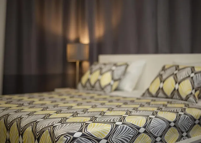 Apartment Aspalathos Centar Holiday Home Split - City Center, A Few Minutes' Walking Distance To The Unesco Palace, Parking Lot In Front Of The Apartment Spalato