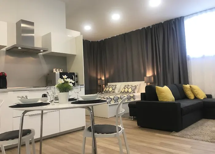 Appartamento Apartment Aspalathos Centar Holiday Home Split - City Center, A Few Minutes' Walking Distance To The Unesco Palace, Parking Lot In Front Of The Apartment