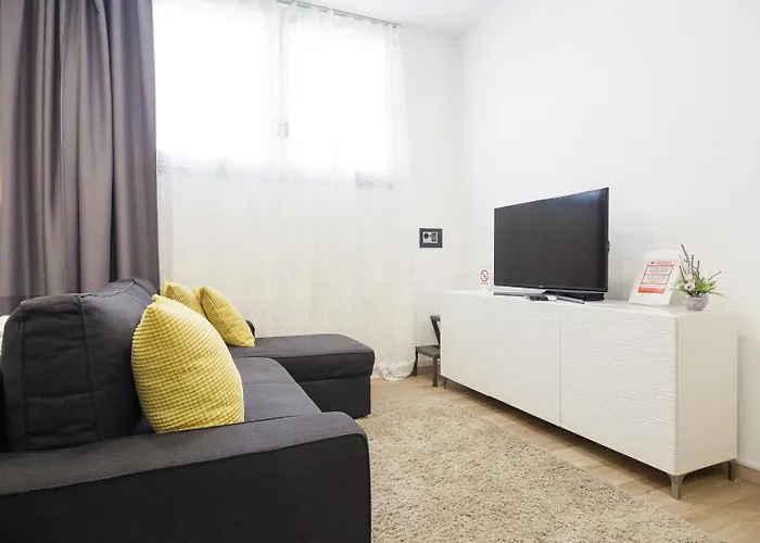 Appartamento Apartment Aspalathos Centar Holiday Home Split - City Center, A Few Minutes' Walking Distance To The Unesco Palace, Parking Lot In Front Of The Apartment Spalato