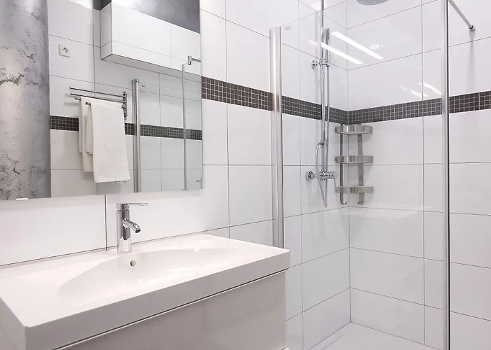 Apartment Aspalathos Centar Holiday Home Split - City Center, A Few Minutes' Walking Distance To The Unesco Palace, Parking Lot In Front Of The Apartment Spalato