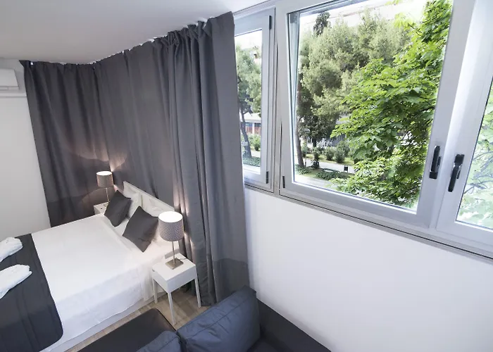Appartamento Apartment Aspalathos Centar Holiday Home Split - City Center, A Few Minutes' Walking Distance To The Unesco Palace, Parking Lot In Front Of The Apartment