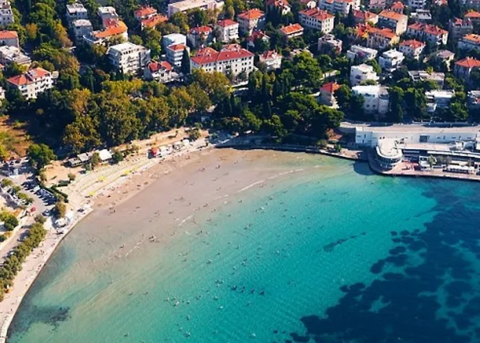 Appartamento Apartment Aspalathos Centar Holiday Home Split - City Center, A Few Minutes' Walking Distance To The Unesco Palace, Parking Lot In Front Of The Apartment Spalato