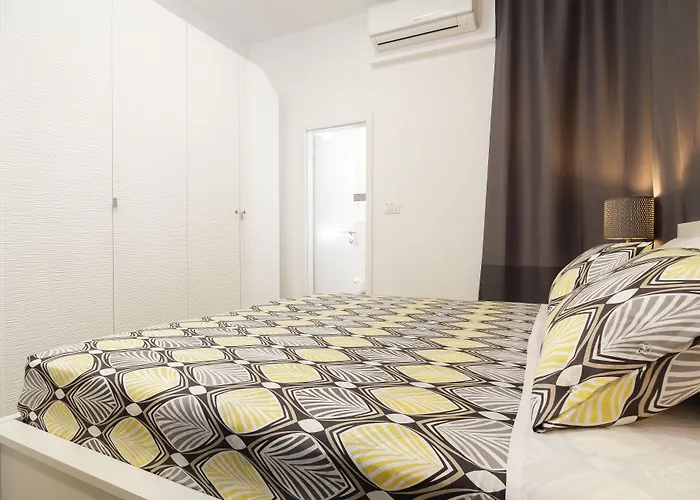 Appartamento Apartment Aspalathos Centar Holiday Home Split - City Center, A Few Minutes' Walking Distance To The Unesco Palace, Parking Lot In Front Of The Apartment *