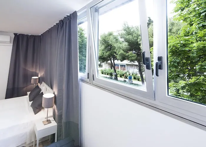 Apartment Aspalathos Centar Holiday Home Split - City Center, A Few Minutes' Walking Distance To The Unesco Palace, Parking Lot In Front Of The Apartment Spalato